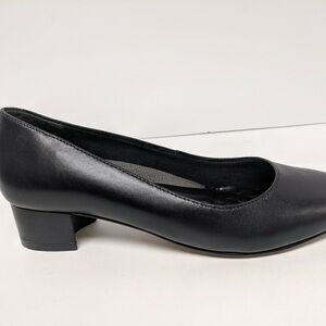 Walking Cradles Black Women's Heels